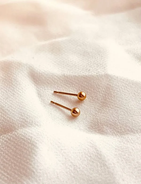 accessory 14K Gold Filled Ball Stud Earrings Coco Wagner Design $35
