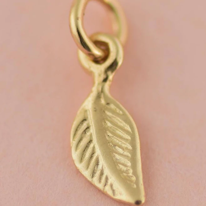 accessory 14K Gold Leaf Charm Necklace Etsy - DIAstudia $126