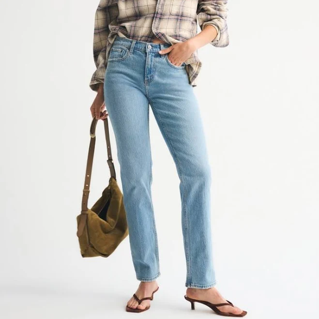 jeans Abercrombie & Fitch Women's Mid Rise 90s Straight Jean Abercrombie & Fitch $59.99
