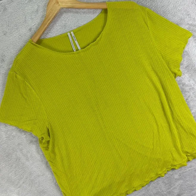 t-shirt Anthropologie Women's Lime Ribbed Lettuce Hem Stretch Crop T-shirt Sz eBay - joycegees $24.95