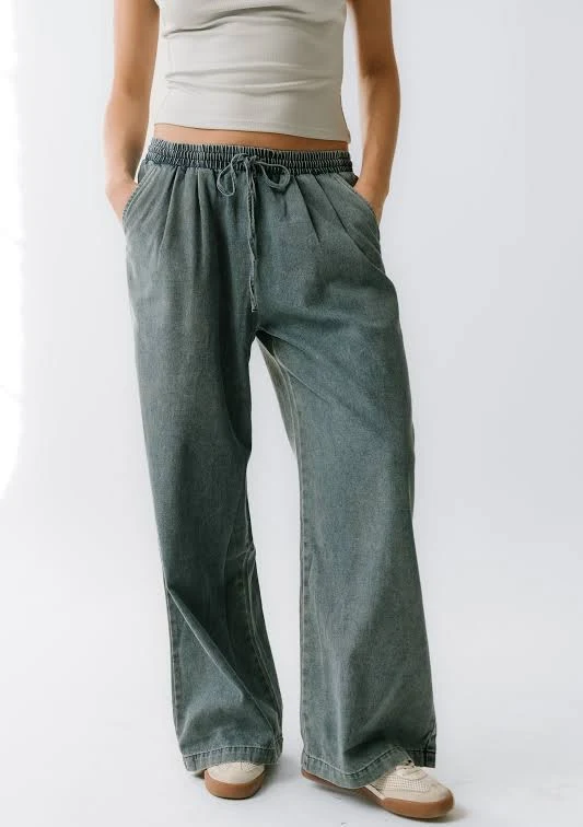 baggy oversized outfit böhme Kandice Baggy Non Stretch Pants böhme $69.5