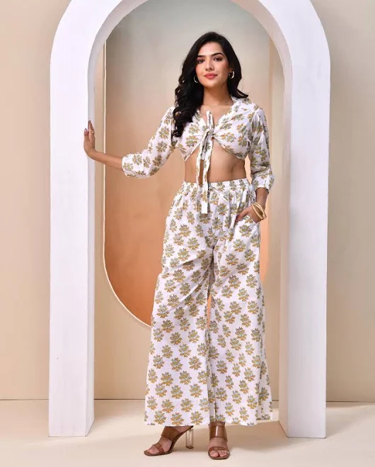 matching set Boho Lounge Floral Crop Top & Palazzo Pants Set Etsy - Seller $53.06