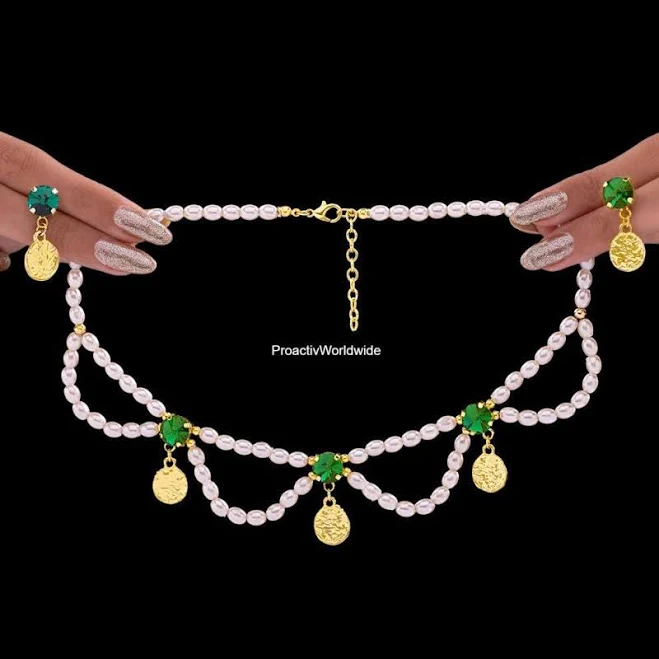 accessory Gold Plated Green Stone & Pearl Layered Necklace Etsy - Seller $50.69