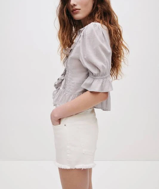 shorts H&M Ladies Frayed Denim Shorts H&M $24.99