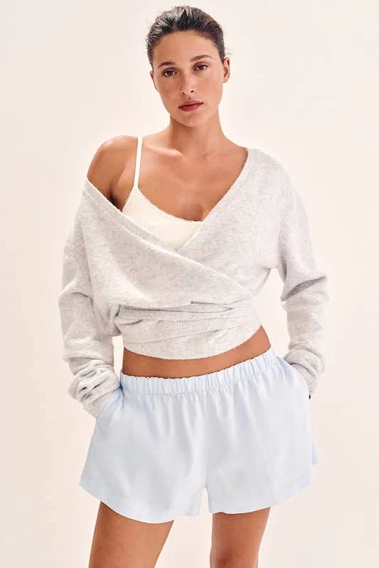 bottom H&M Ladies Linen-Blend Shorts H&M $29.99