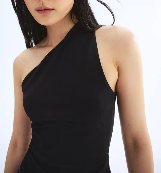 top H&M Ladies One-Shoulder Top H&M $12.99