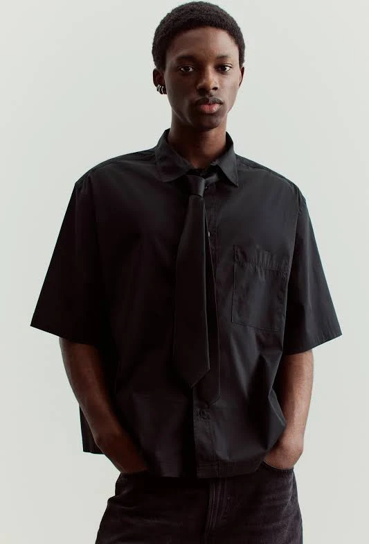 top H&M Men's Oversized Short-Sleeved Shirt H&M $29.99