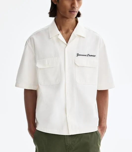 top H&M Men's Relaxed-Fit Short-Sleeved Utility Shirt H&M $39.99