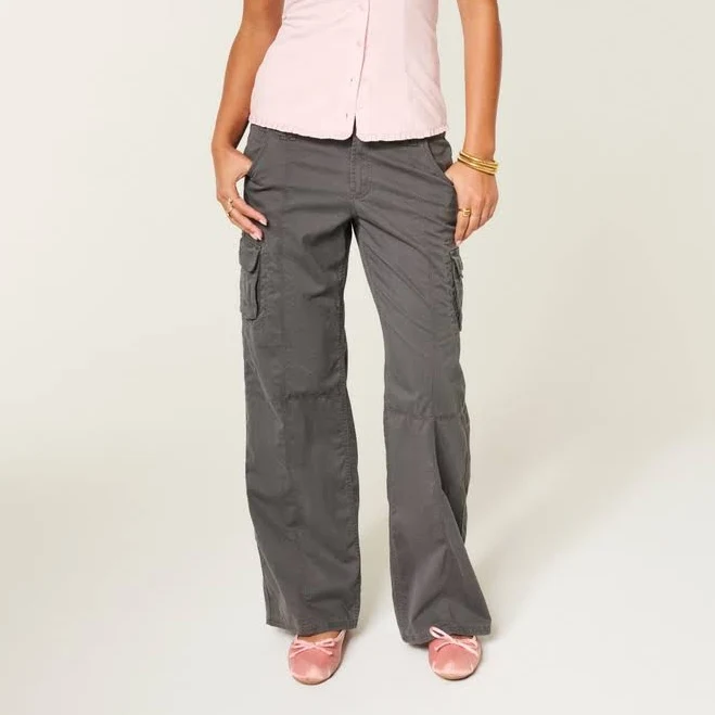 pants Hollister Women's Low-Rise Baggy Cargo Pants Hollister Co - Official $38.99
