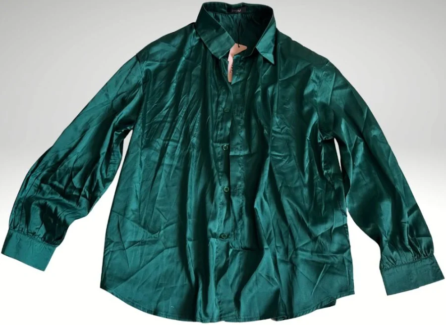 baggy oversized outfit Micas Tops | Micas Emerald Green Satin 2-Piece Set Nwt Size Medium (Top & Shorts) | Color: Green | Size: M | Whoismisscash's Closet Poshmark $26