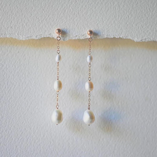 accessory Minimalist Rose Gold Freshwater Pearl Drop Earrings Etsy - Seller $66