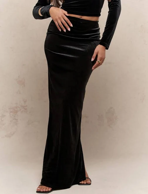 skirt Missguided Elegant Velvet Fitted Maxi Skirt with Side Split missguided $16.94