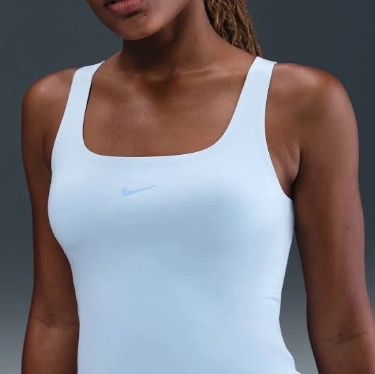 top Nike Women's Form Tank Top DICK'S Sporting Goods $36.99