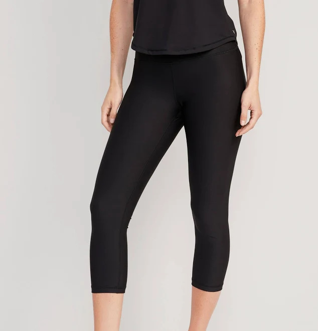leggings Old Navy Women's High-Waisted Powersoft Crop Leggings Old Navy $20.99