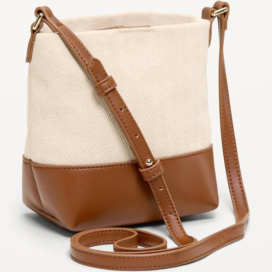 bag Old Navy Women's Small Preppy Bucket Bag Old Navy $13.49