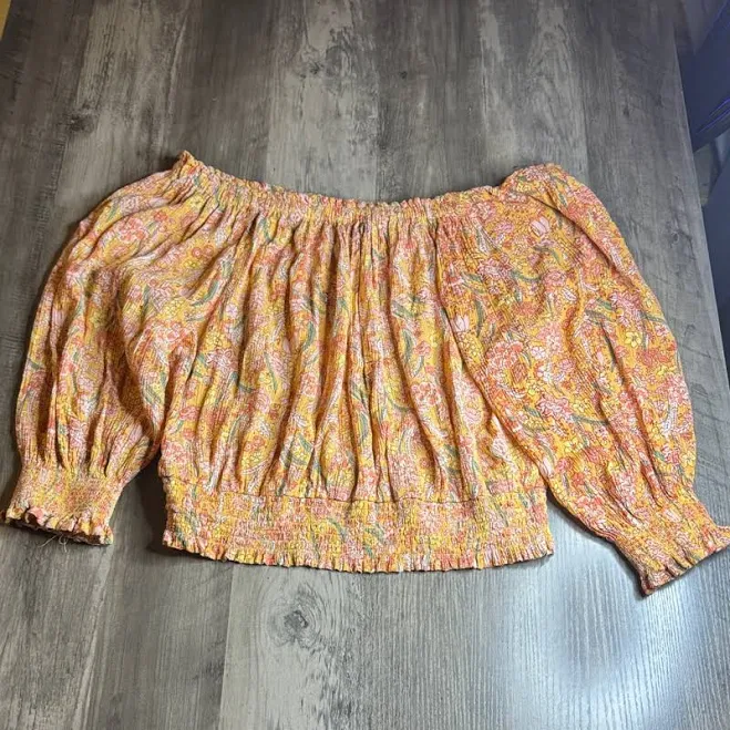 top Rachel Zoe Off-Shoulder Smocked Floral Crop Top Poshmark $45