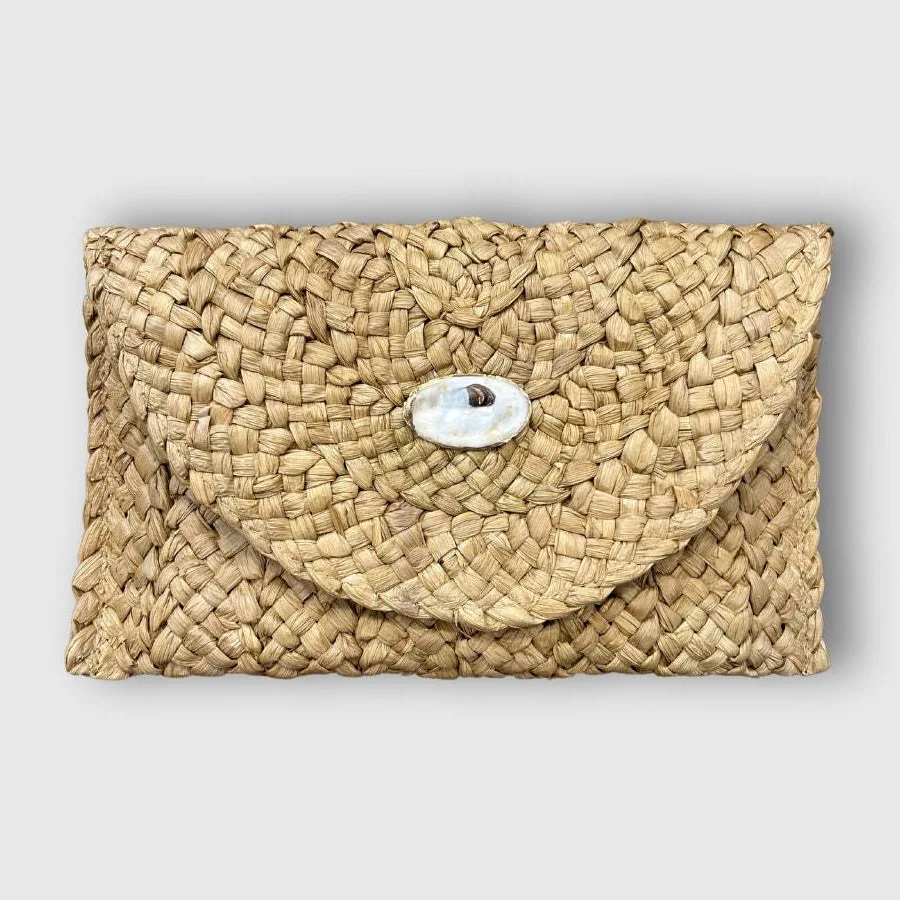 bag Straw Clutch Purse with Oyster Shell Etsy - Seller $45