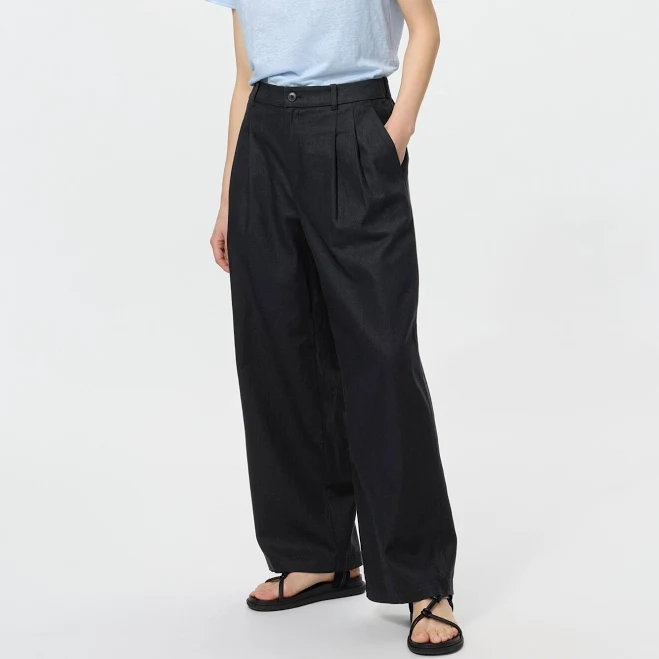 pants UNIQLO Women's Linen Blend Straight Pants uniqlo.com/us $49.9