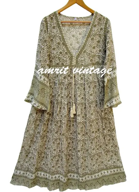 dress V-Neck Flared Sleeve Floral Block Print Maxi Dress Etsy - AmritVintage $55