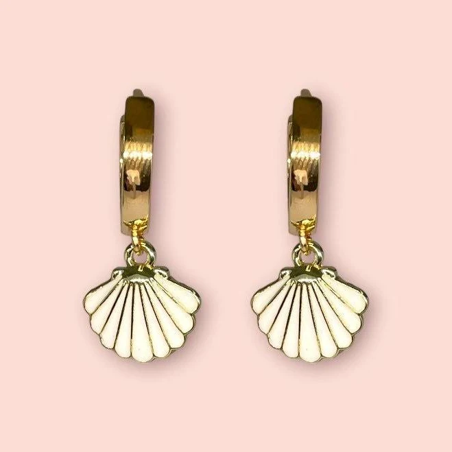 18K Gold Plated Scallop Shell Huggies Hoop Earrings