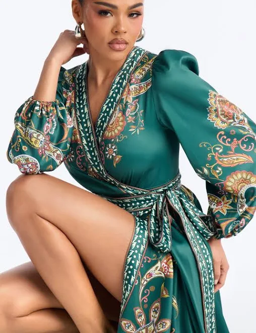 Fashion Nova Donna Paisley Puff Sleeve Satin Midi Dress
