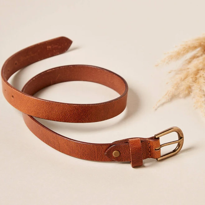 Classic gold stud earrings