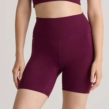 Quince Women's Ultra-Form Bike Shorts