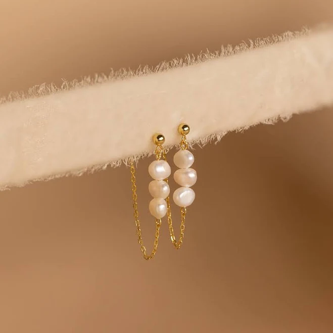 Caitlyn Minimalist 18K Gold Pearl Drop Chain Stud Earrings