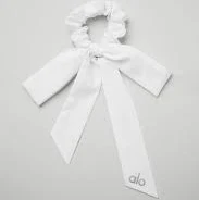 Love Knots Tie Scrunchie - White