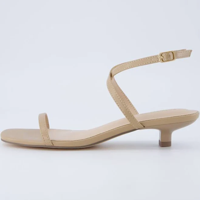 Cushionaire Women's Sonata Kitten Heel Dress Sandal