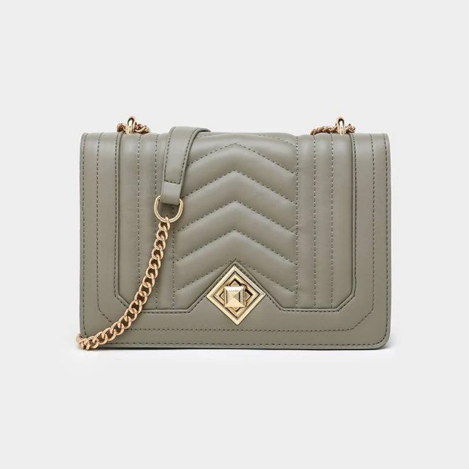 Quilted Vegan Leather Crossbody Chain Bag