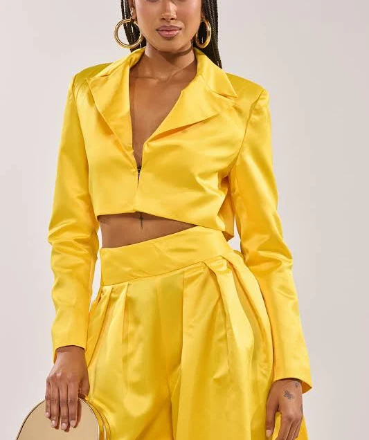 blazer Akira Blooming Crop Satin Blazer AKIRA $59.9