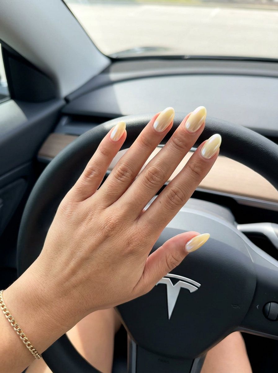 Butter Yellow Glazed Nails 2026: Chic Brunch Style Butter Yellow Glazed Donut nails: creamy yellow with a subtle pearlescent sheen for work or brunch.