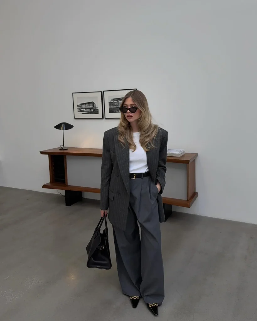 22 Chic Fall Office Outfits For Women 2026 That Make Getting Dressed For Work Effortless