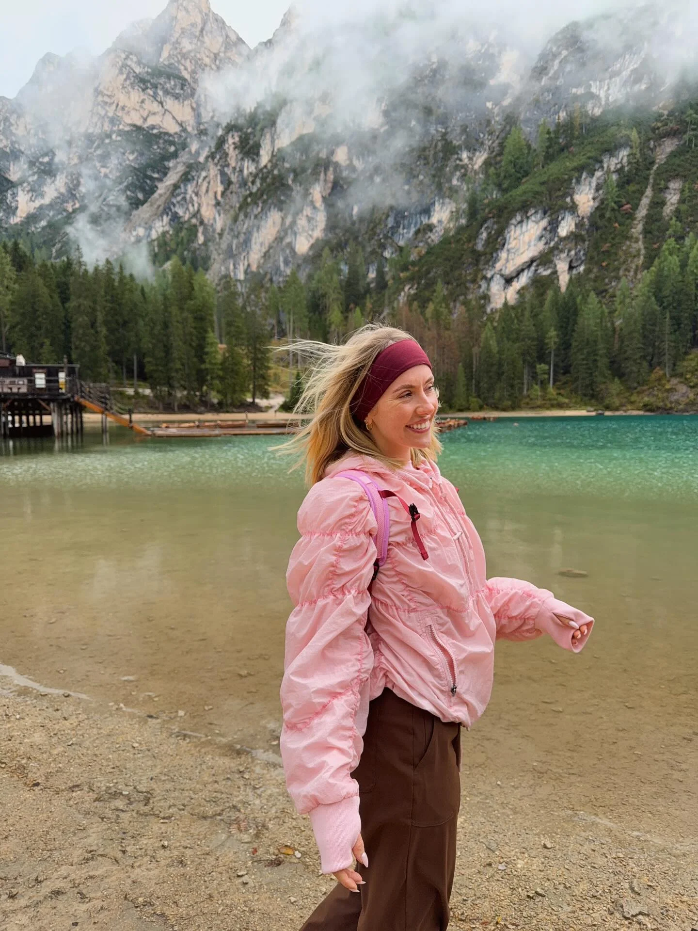 fall travel outfits for women 2026 Soft Outdoor Layers For Mountain Escapes