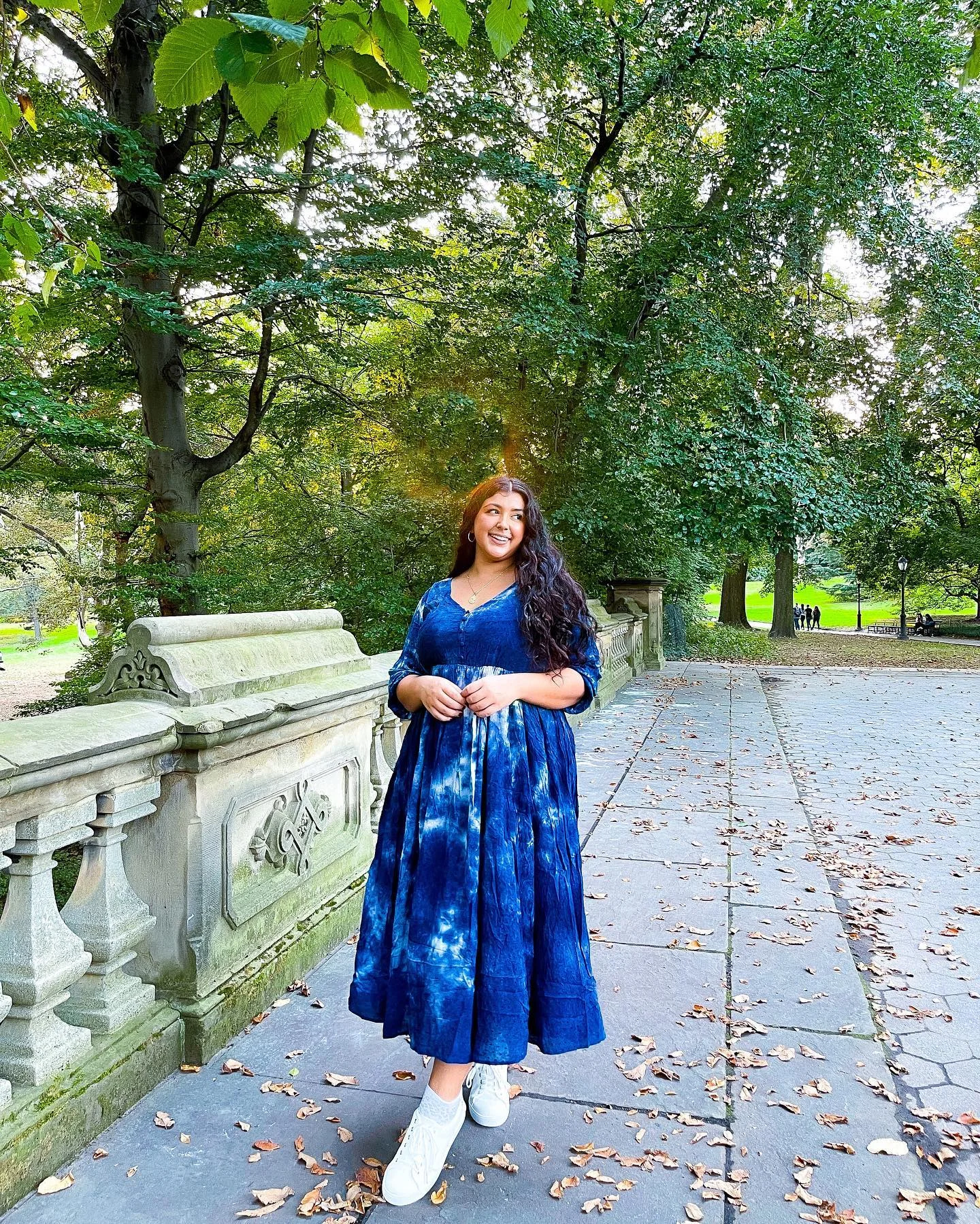 fall outfits for big busted women 2026 Flowing Blue Maxi Dress For Relaxed Autumn Weekends