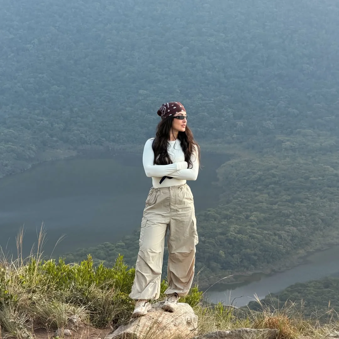 fall travel outfits for women 2026 Lightweight Cargo Styling With Modern Explorer Energy