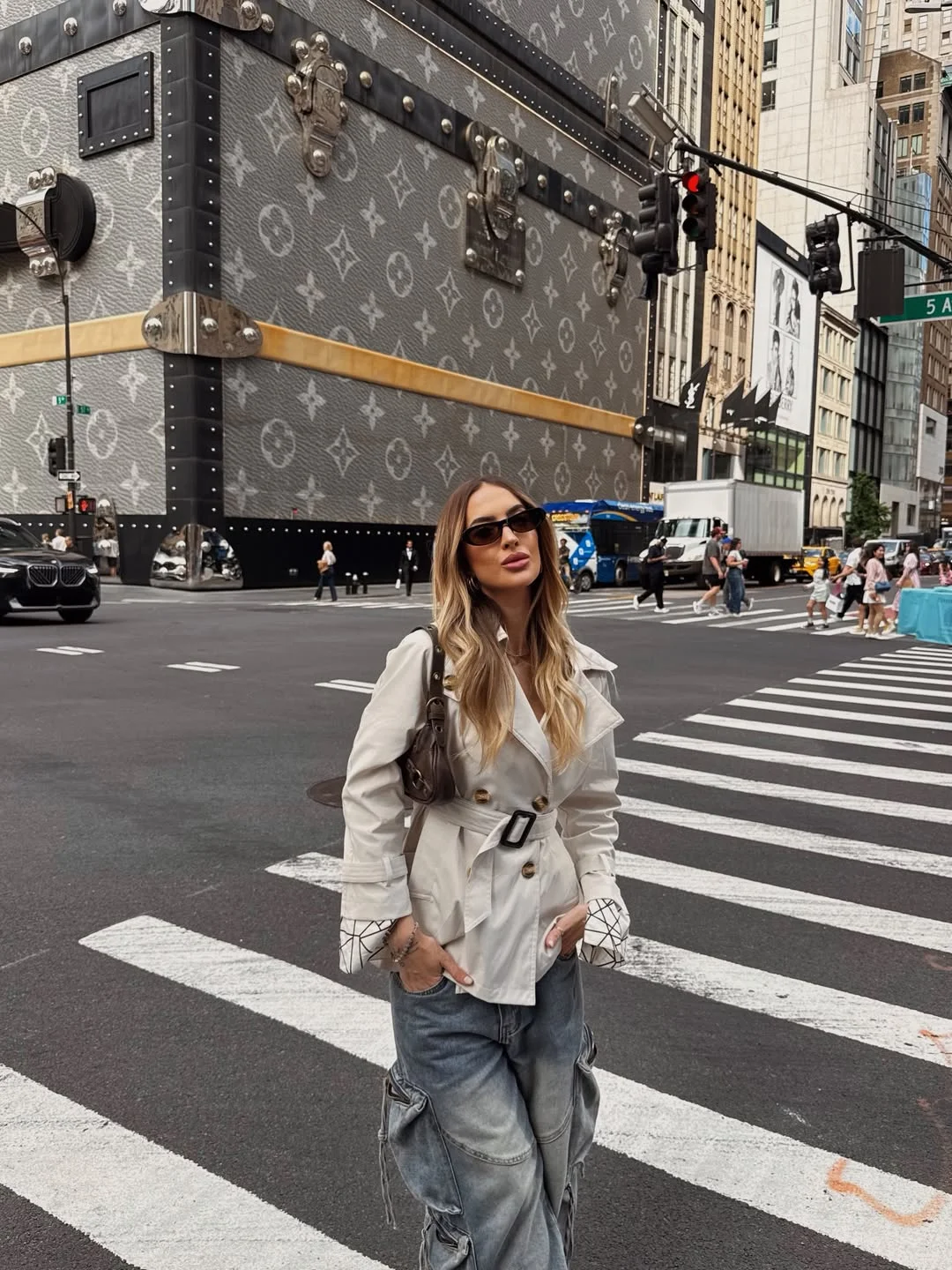 fall street style nyc outfits 2026 Elevated Trench Coat And Relaxed Cargo Denim For Downtown Days