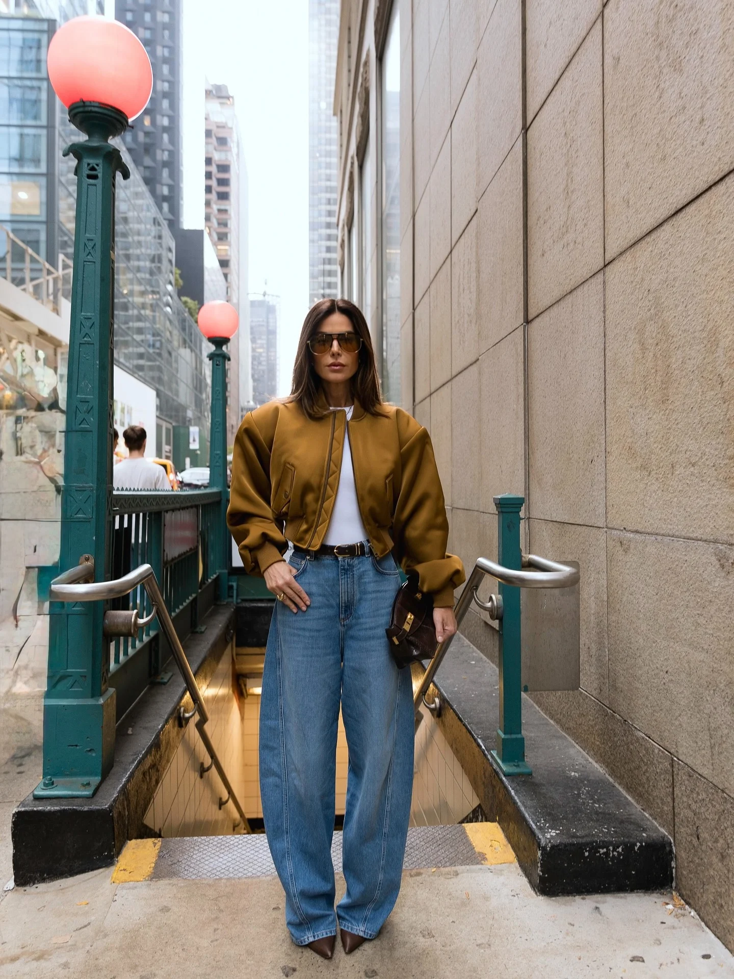 fall street style nyc outfits 2026 Statement Bomber Jacket With Wide-Leg Denim For Modern Uptown Style