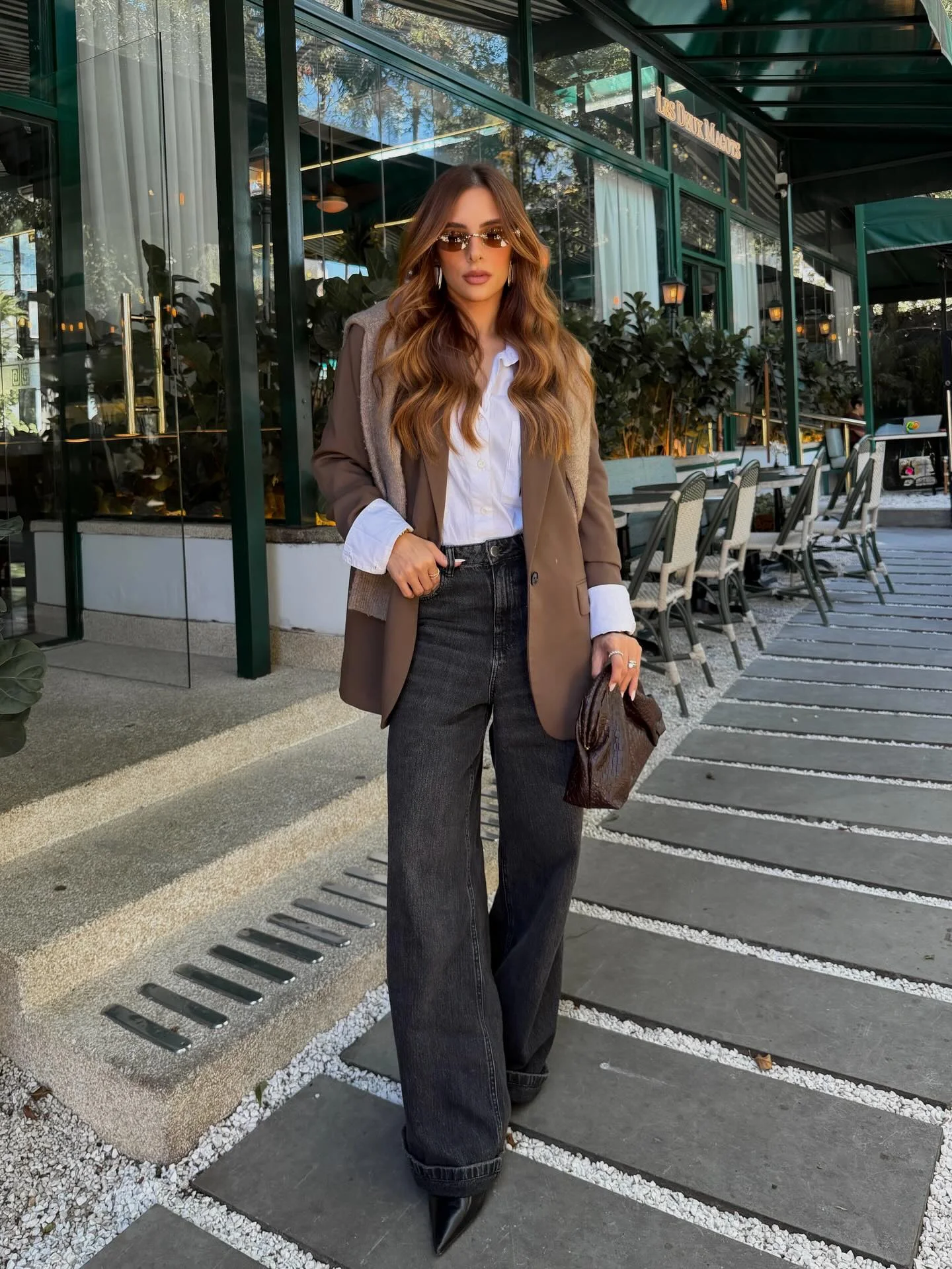 autumn casual work outfits for women 2026 Chocolate Blazer And Dark Denim For A Modern Office Wardrobe