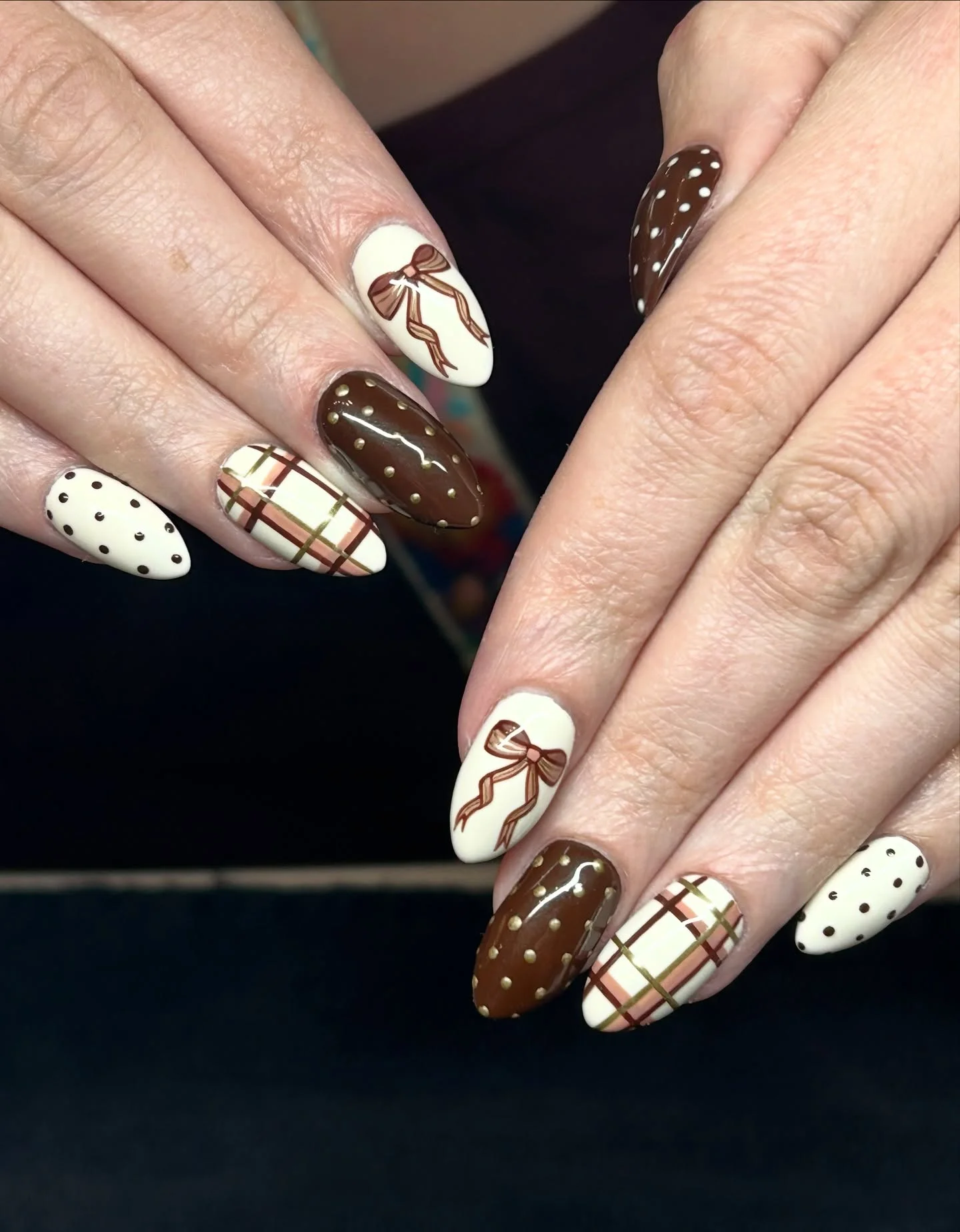 fall nail for all plates skin 2026 Chocolate Plaid And Bow Nails For Cozy Fall Days