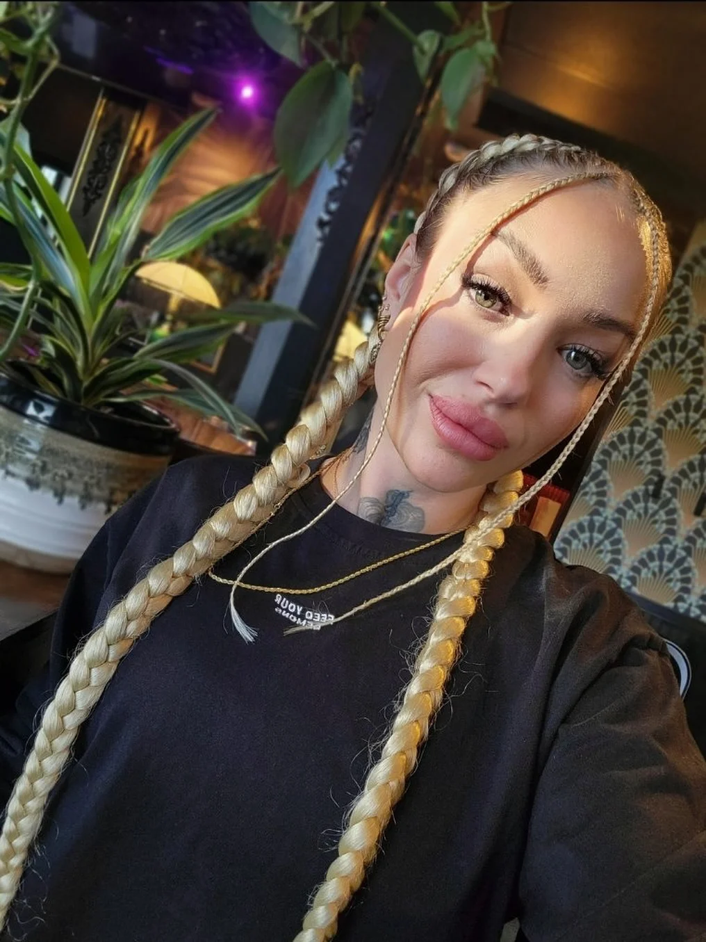 feed in braid hairstyles Extra Long Blonde Feed-In Braids With Statement Face-Framing Details
