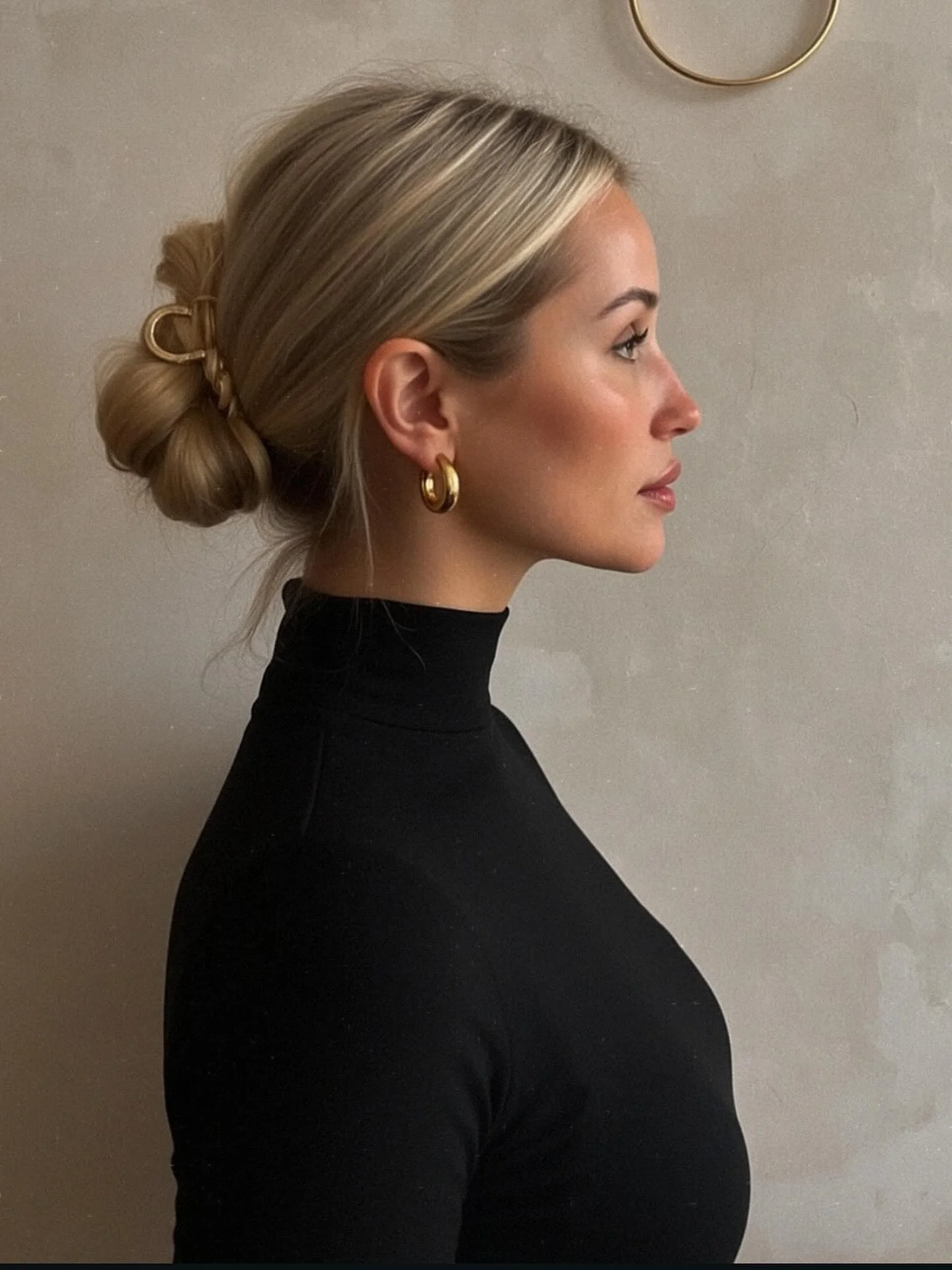 september hairstyles ideas 2026 Minimalist Low Bun For Chic September Moments