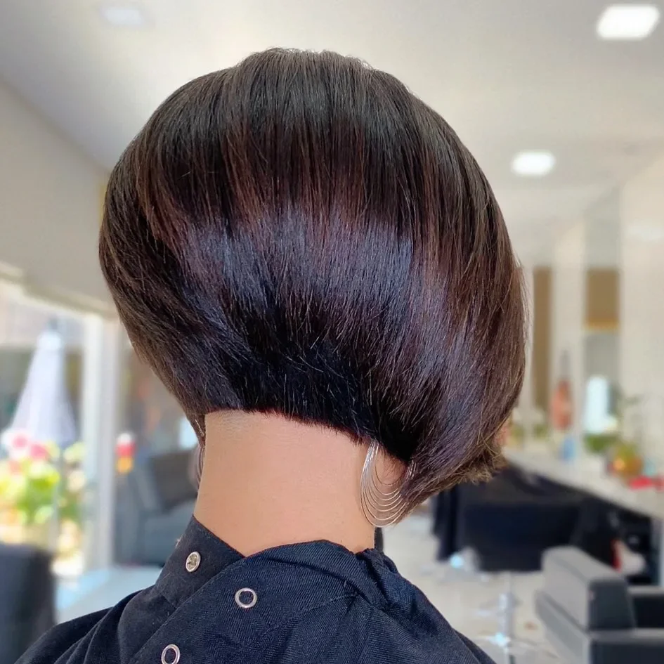 short bobbed hairstyle Graduated Bob With Sculpted Volume