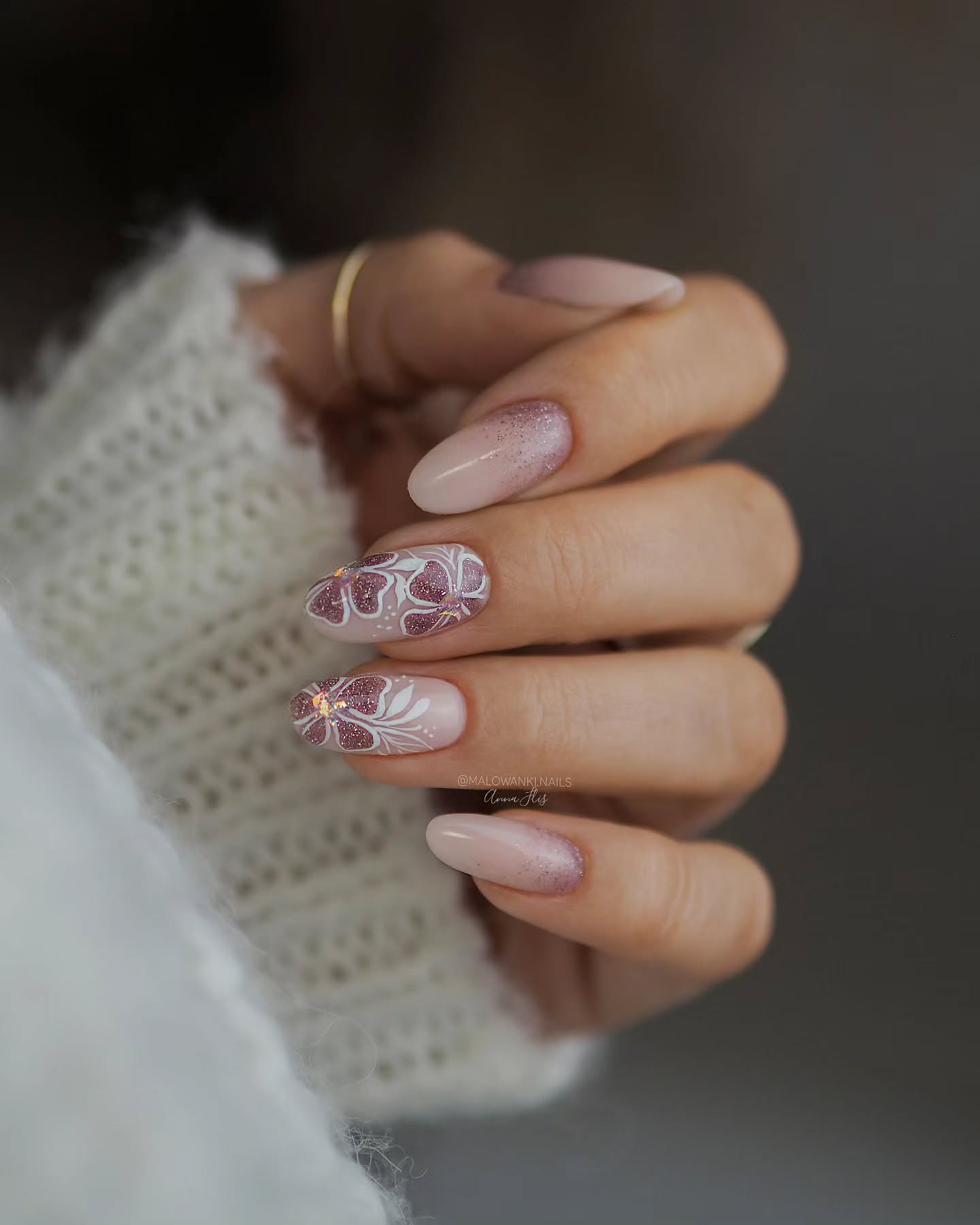 september nail art ideas 2026 Dusty Rose Floral Shimmer Nails For Cozy Early Fall