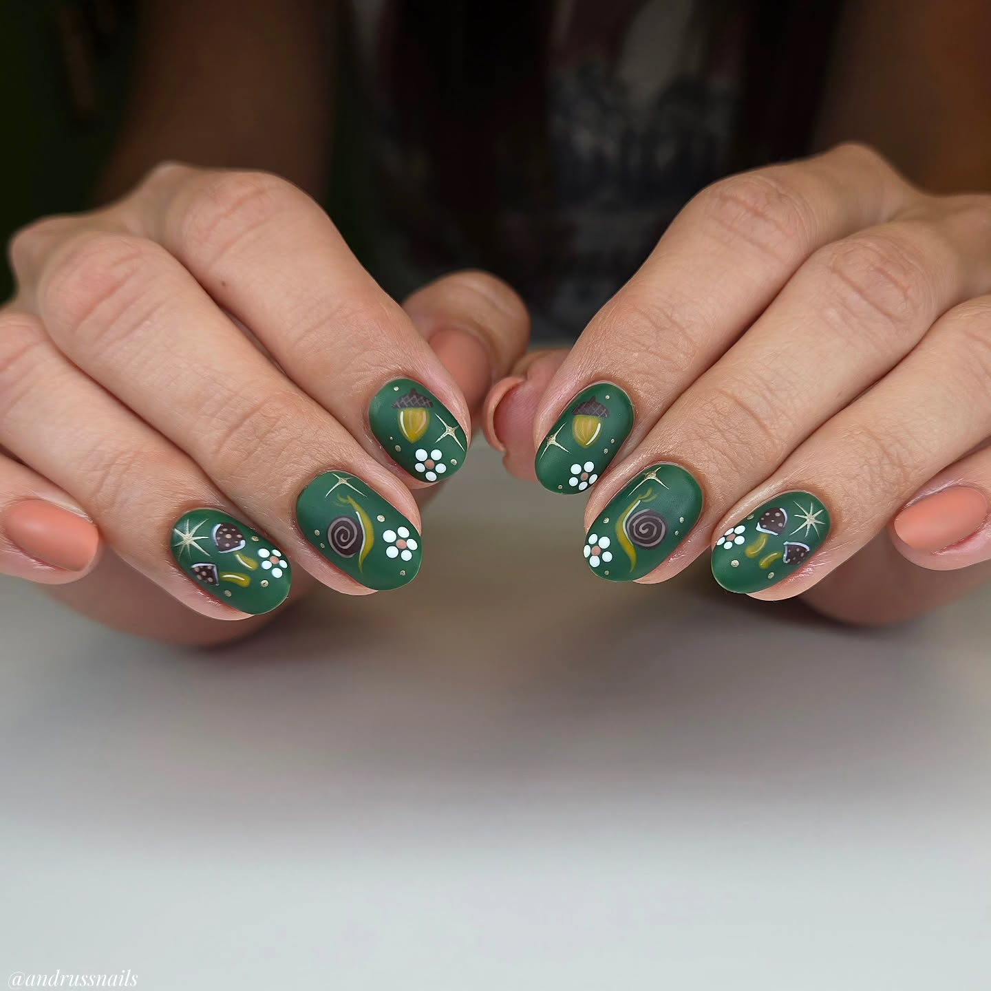 fall nail art 2026 Deep Forest Green Nature Nails