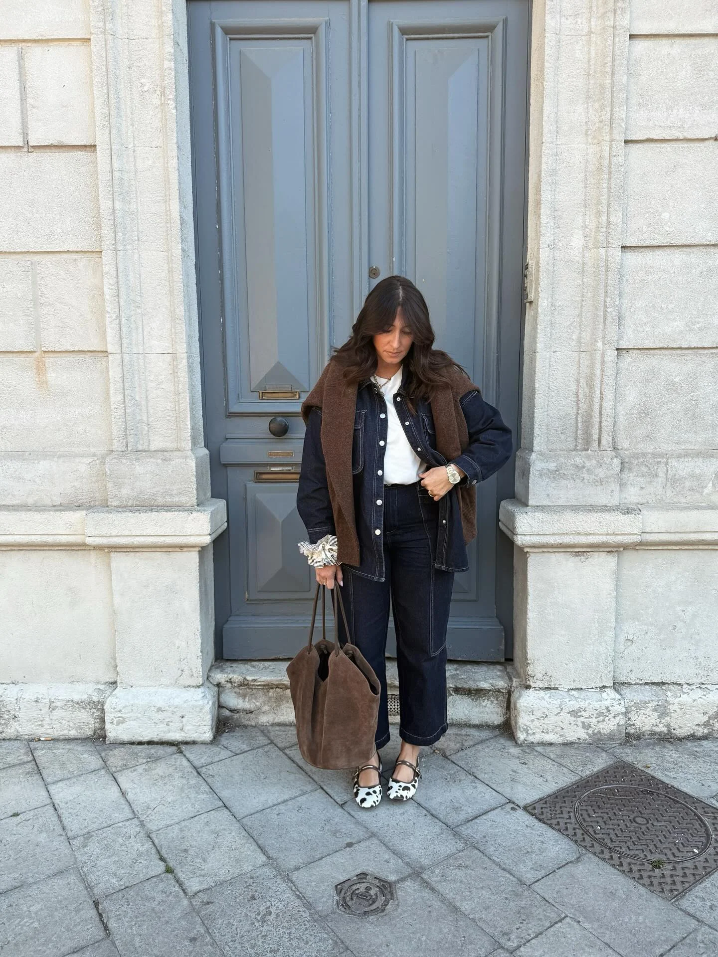 midsize fall fashion outfits 2026 Dark Denim Layers With Rich Brown Accessories