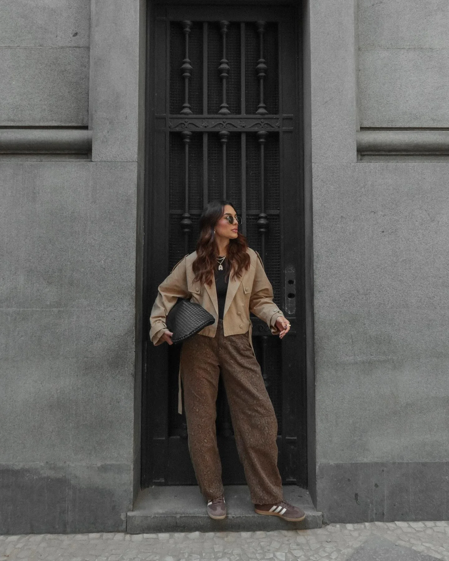 best fall outfits for women 2026 Neutral Utility Jacket With Printed Trousers And Relaxed Layers