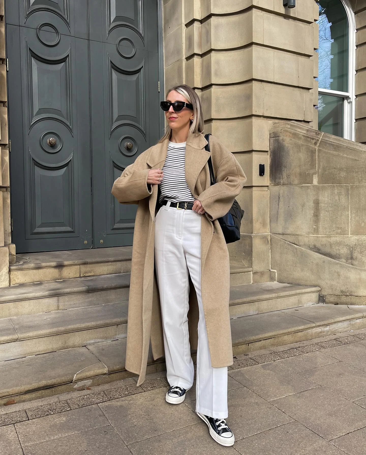 fall comfy outfits 2026 Long Camel Coat With Crisp White Tailoring