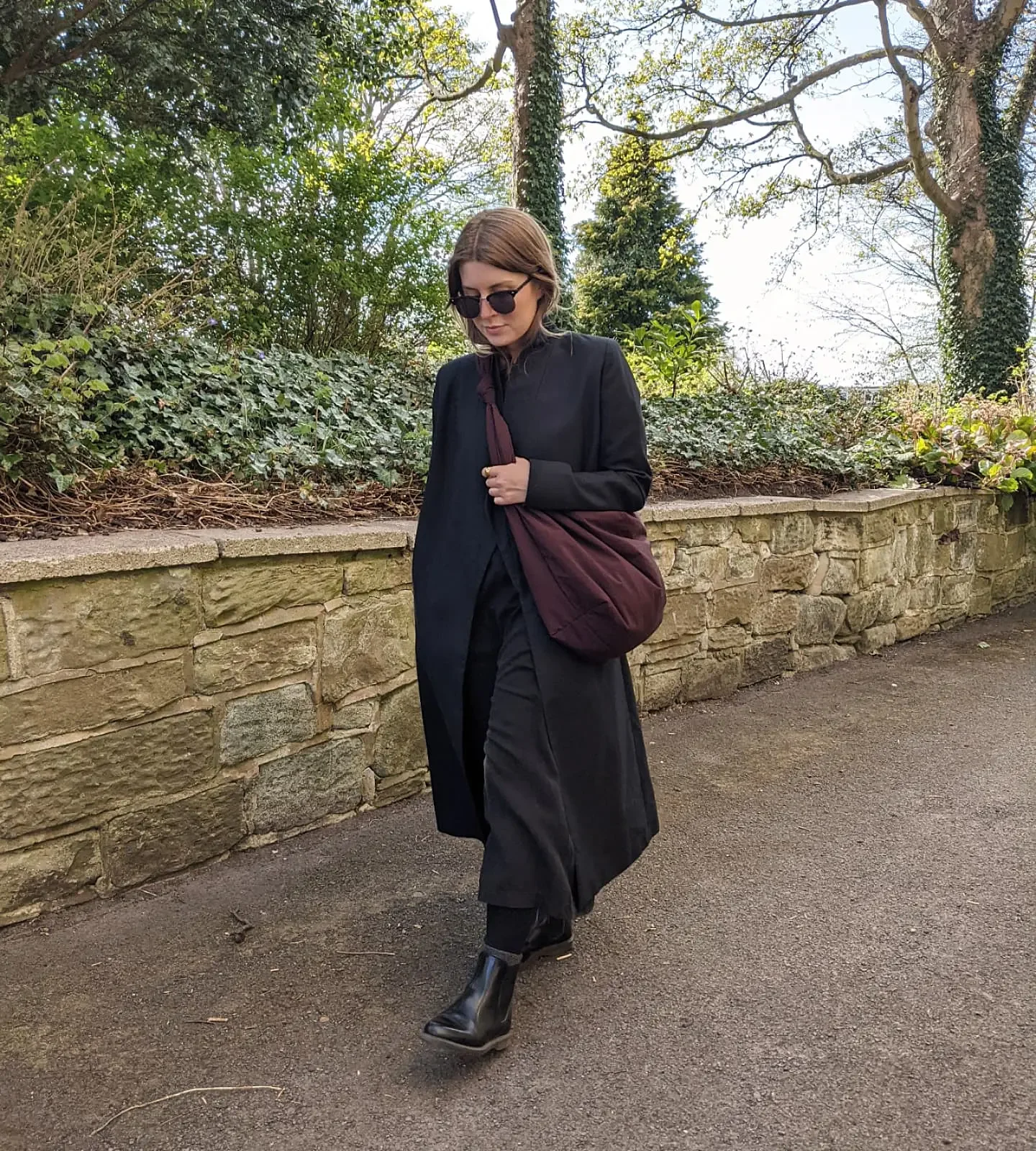 fall outfits with chelsea boots 2026 Elegant Monochrome Layers With Sleek Black Chelsea Boots